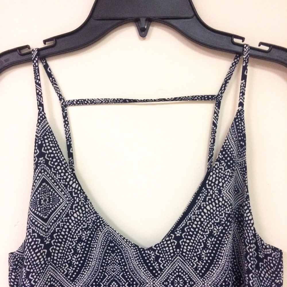 H&M | Patterned Top Size 4